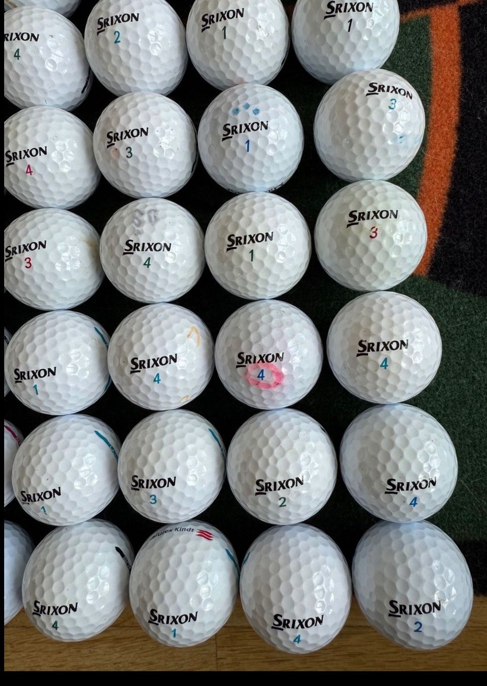 Srixon Palloni: 50 div. Golfbälle Srixon guter Zustand – Usato da Münchenbuchsee venduto da Mantik 3