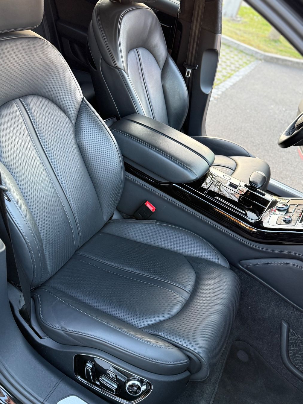 Audi Automobili: Audi A8 4.2 TDI Quattro – Usato da Ehrendingen venduto da mic_gs7d 6