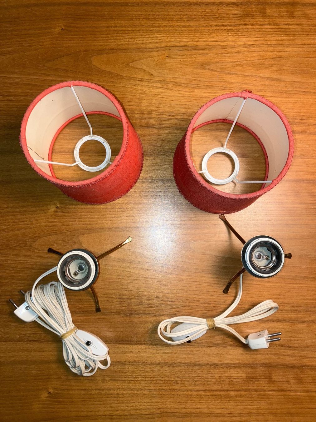 Lampade: Nachttischlampen, Lampen. E27, Druckschalter – Usato da Neftenbach venduto da 889095 4