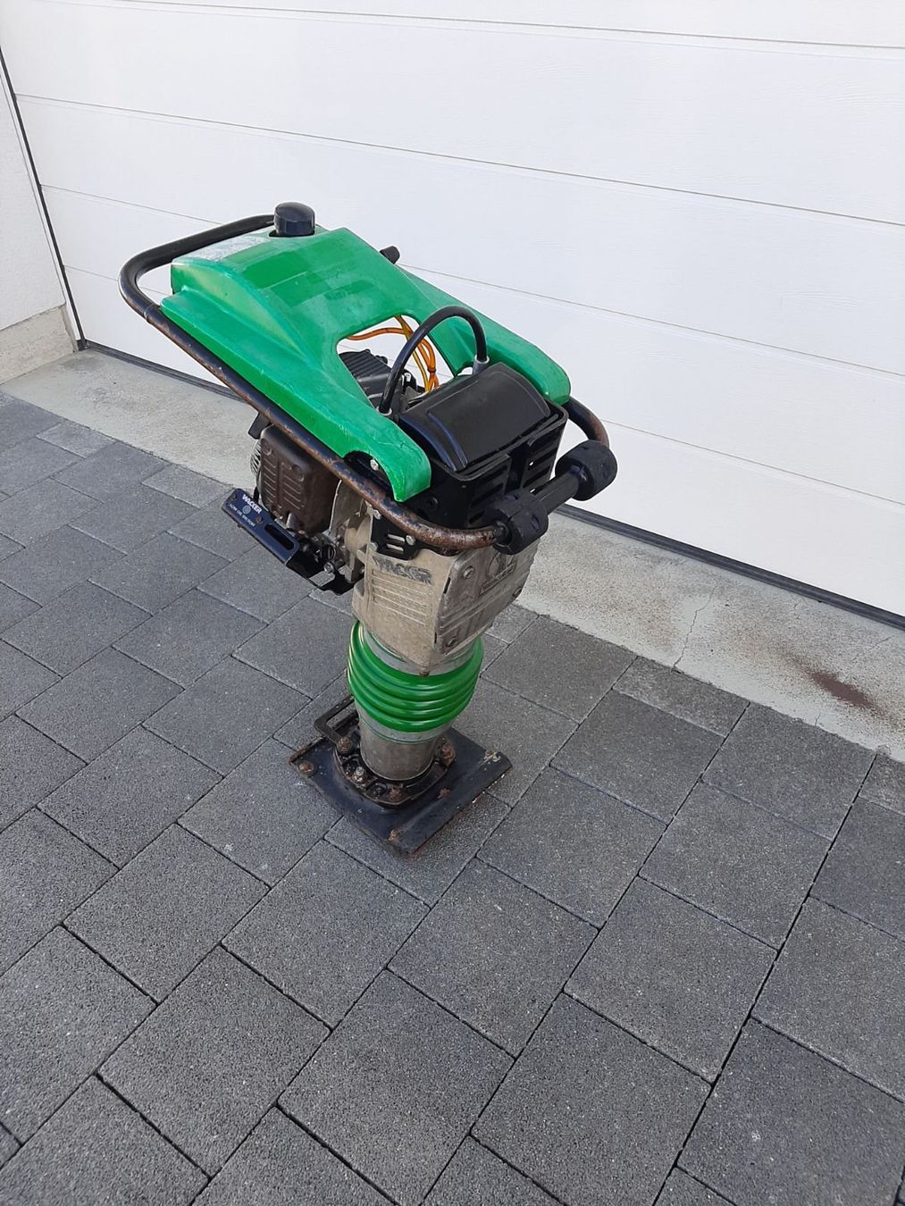 Wacker Neuson Alle Maschinen: Grabenstampfer Rammer Wacker Neuson – Gebraucht aus Rain von Kleinmoto