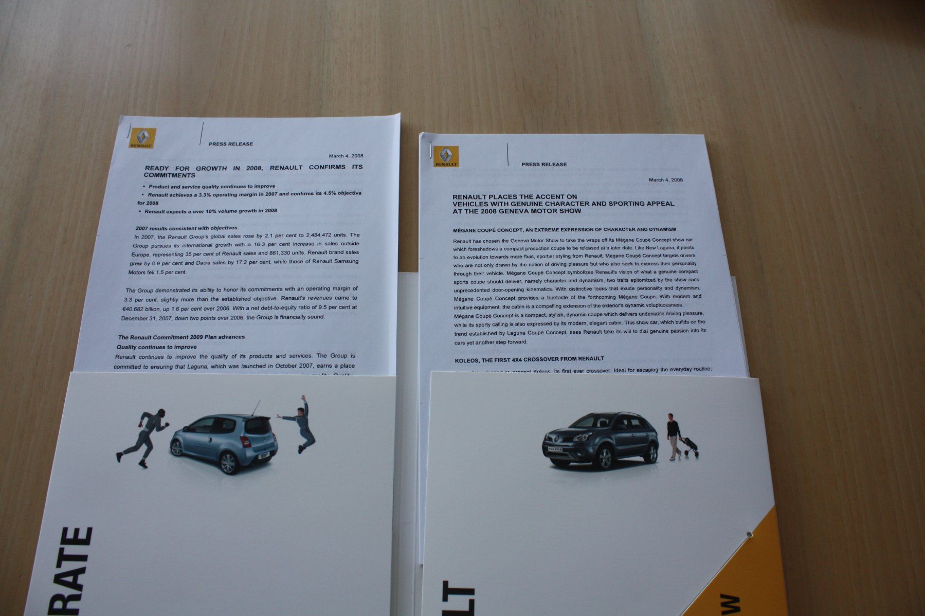 Renault Dokumente: Renault Geneva Motorshow Pressemappe 3/2008 – Gebraucht aus Wikon von erwin400 1