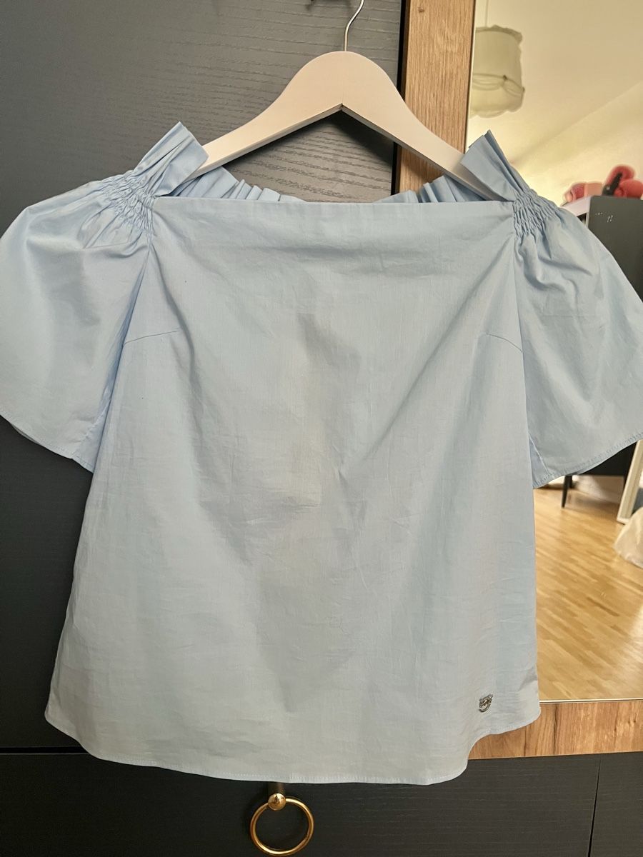 Pinko Top: Pinko Light Blue Top New, Gr.40 – Nuovo e nell'imballaggio originale da Wettingen venduto da silven 4