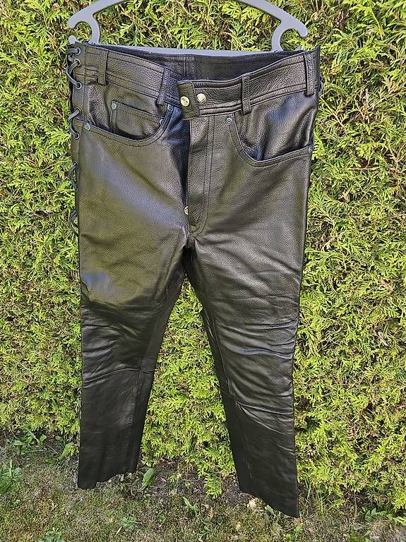 Hosen: Pantaloni Biker – Gebraucht aus Sonvico von bab_2znh
