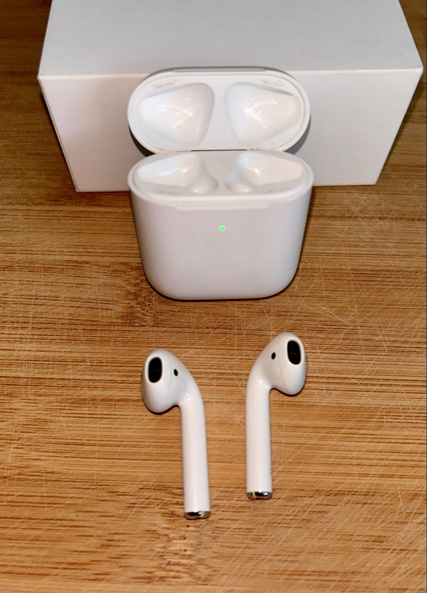Apple Casques audio: Apple AirPods 2 – D'occasion à Luzern par manzen11