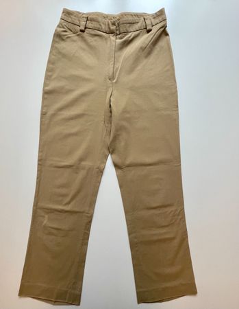 Eng anschmiegende Hose (Karotten-Schnitt), S