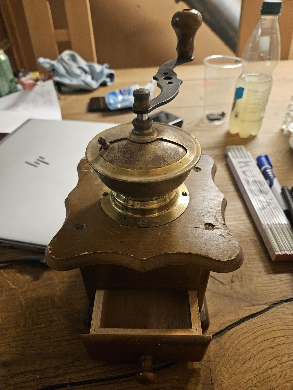 Elettrodomestici da cucina: Rustikale Kaffeemühle aus Holz  (S1) – Usato da Rorschach venduto da TimelessTrading 1