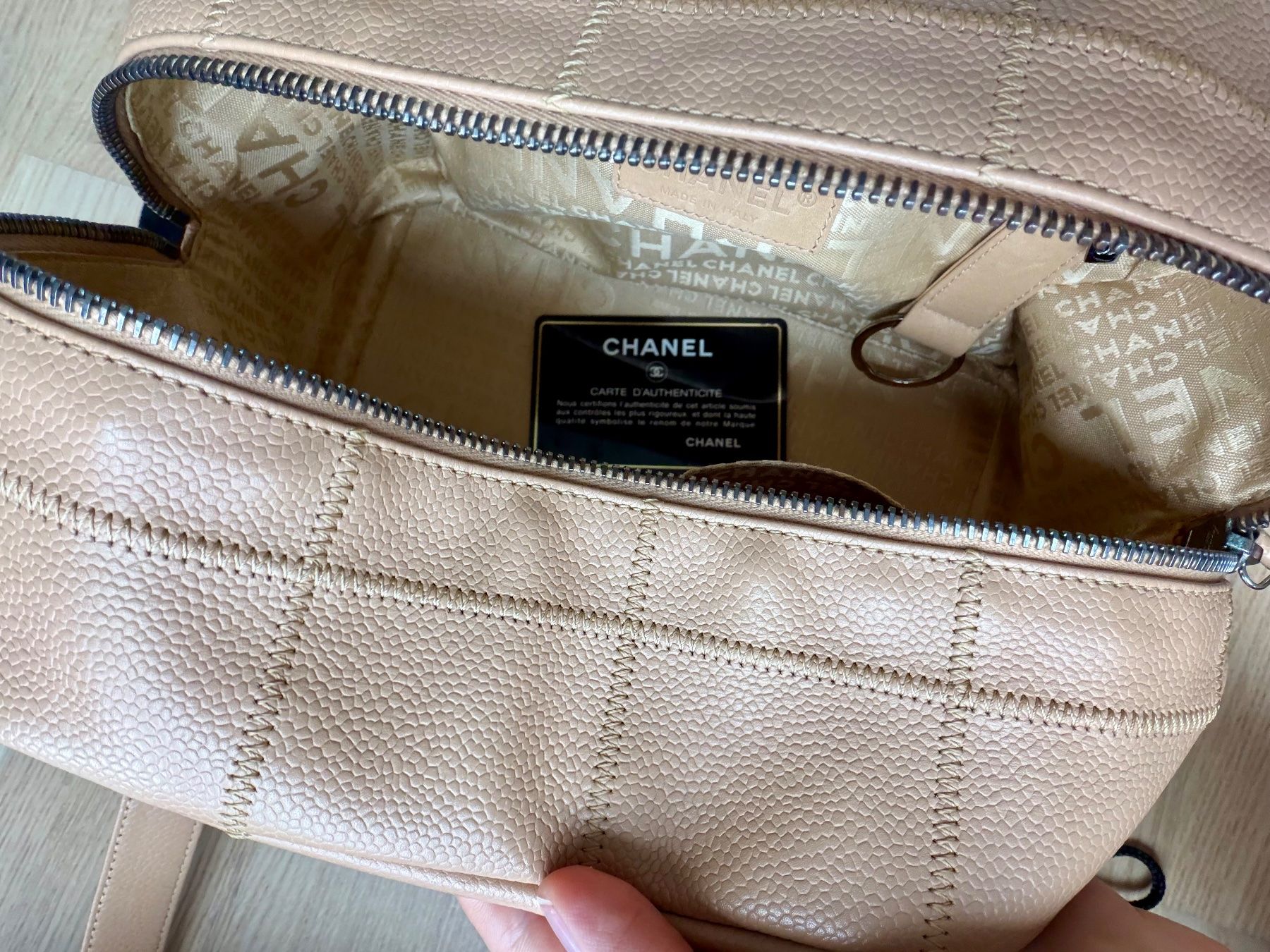 Chanel Borse da donna: Sac à main Chanel cuir beige – Usato da Adliswil venduto da vic_dxw7 5