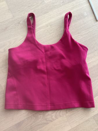 Lululemon taille 8 haut sport 