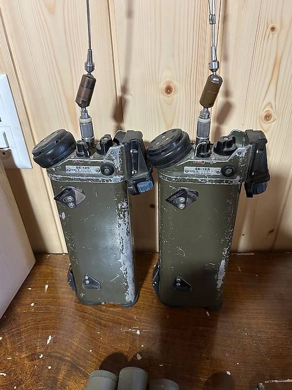 Technique de radiocom: Funkgeräte – D'occasion à Wimmis par Berge62