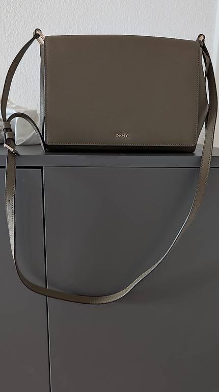 Borse da donna: DKNY Handtasche – Nuovo (secondo la descrizione) da Würenlos venduto da jr_wrnls