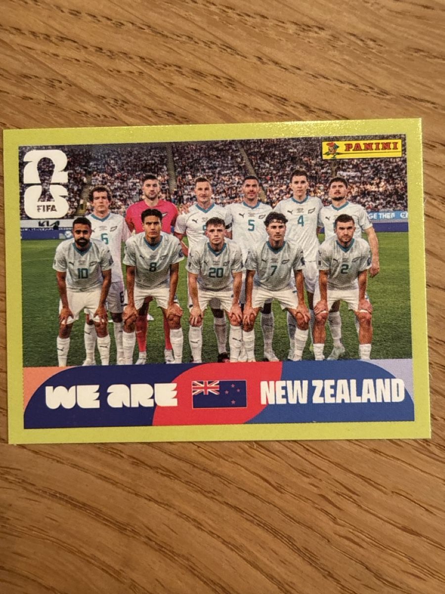 Panini Carte collezionabili:  NZL 13 - Panini World Cup 2026 – Nuovo (secondo la descrizione) da Cumpadials venduto da luc7373