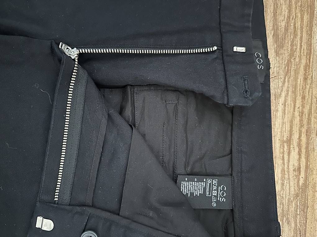 Hosen: cos hose – Gebraucht aus Wil SG von GabiHiestand 2
