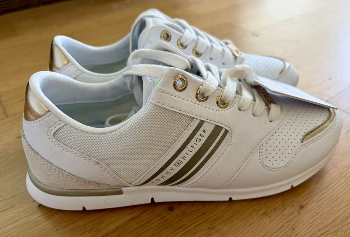 Tommy Hilfiger Scarpe da donna: Sneakers Tommy Hilfiger Gr. 37 – Nuovo (secondo la descrizione) da Oberwil BL venduto da Yara015 1