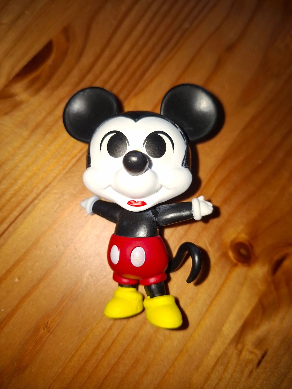 Funko Statuette: Micky Mouse Figur von Funko – Nuovo (secondo la descrizione) da Oberwil/Dägerlen venduto da Dominique1606
