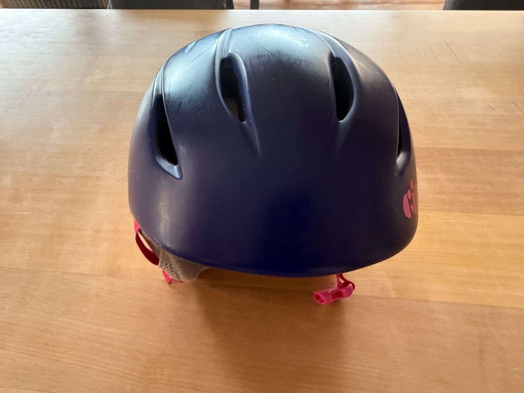 Giro Caschi: Kinder Skihelm Giro – Usato da Trin Mulin venduto da brisi3 3