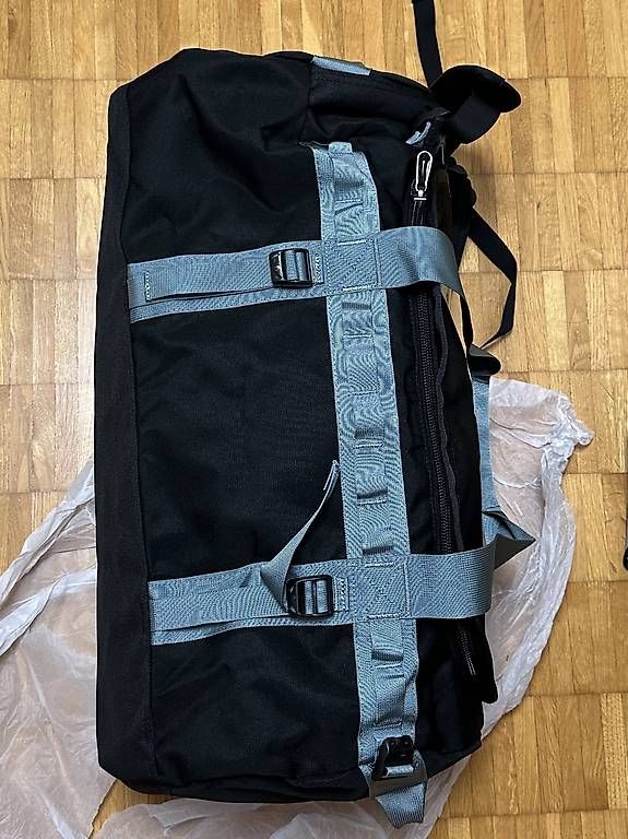 Taschen: North Face tasche Grosse M – Gebraucht aus Maienfeld von tobeyl2020 4