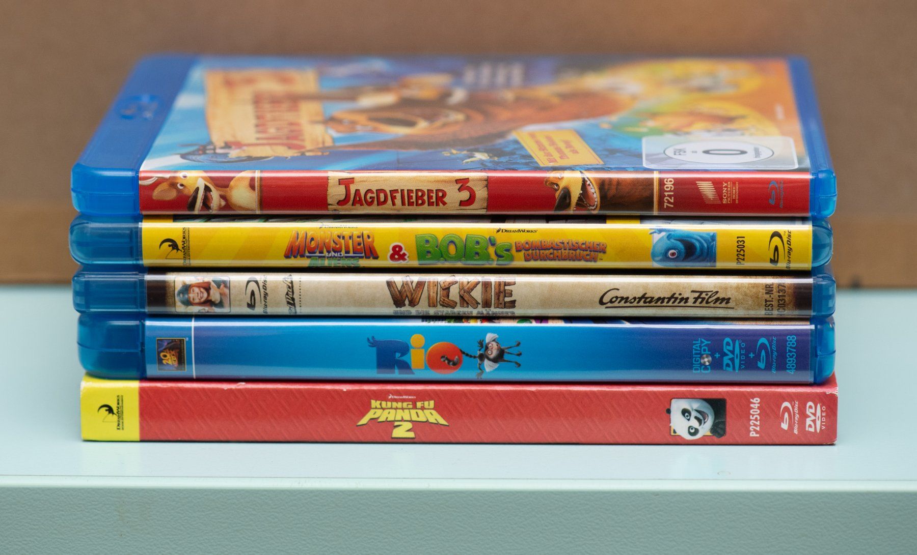 Tutti i DVDs: 5 mal Kinderfilme Blue-Ray – Usato da Reinach BL venduto da ATA2013 1