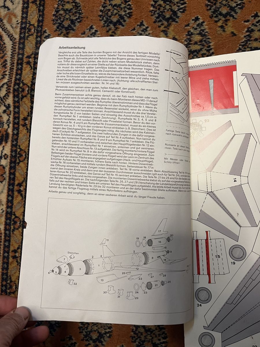 Kit bricolage: MD - 11 swissair - Jet Bastelbogen – Usato da Eschenz venduto da glettise24 3
