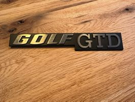 VW Golf GTD Emblem