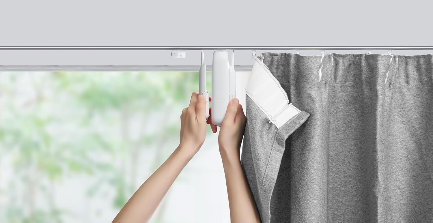 Sistema di controllo: Automatischer Vorhangöffner mit Appsteuerung Neu – Nuovo e nell'imballaggio originale da Feuerthalen venduto da Enterprises 4