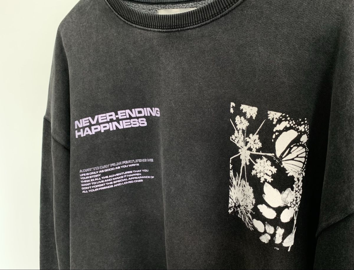 Pull&Bear Maglioni & Felpe: Pullover mit Design (grau in Grösse S) || Pull&Bear – Nuovo (secondo la descrizione) da Düdingen venduto da Hiron_o7 1