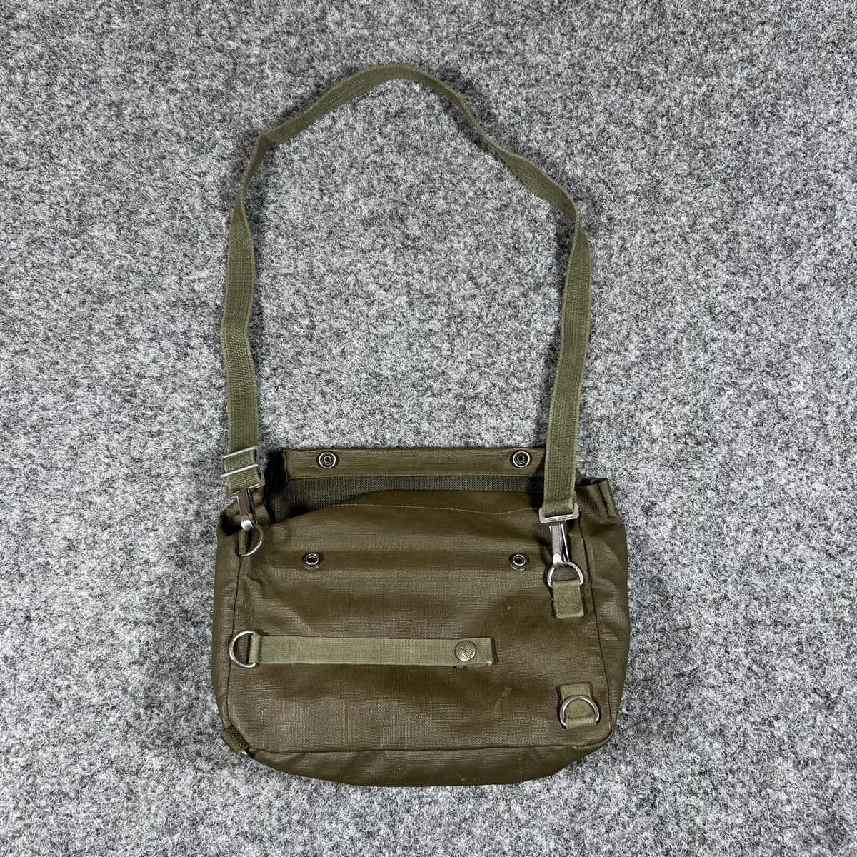 Schweizer Armee Taschen: Swiss Military bag – Gebraucht aus La Sagne NE von Matlasape