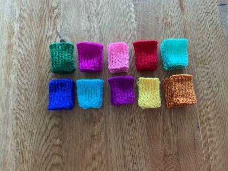 Handgestrickte Kinder- Pulswärmer verschiedene Farben