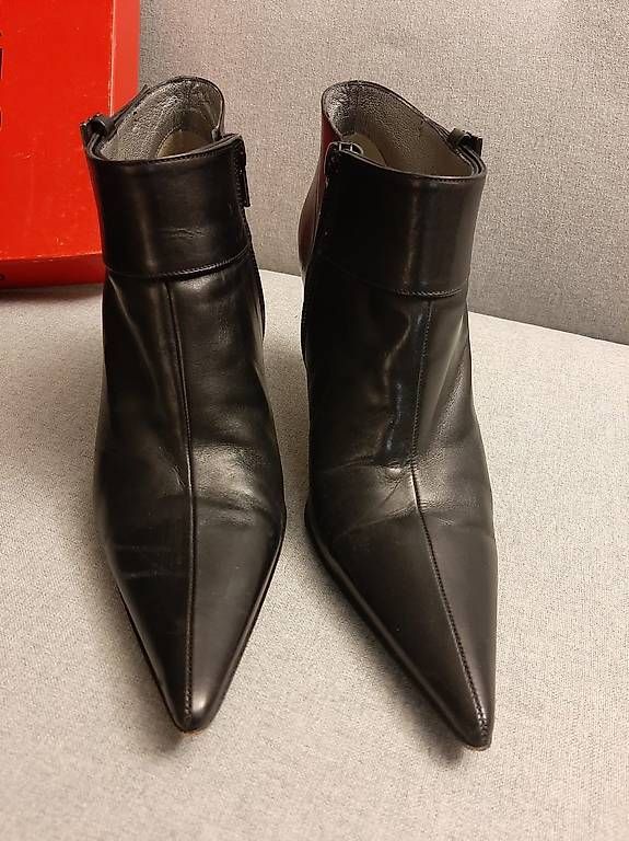 Hugo Boss Scarpe da donna: Hugo Boss Stiefeletten Gr. 37 – Usato da Winterthur venduto da Biiine 2