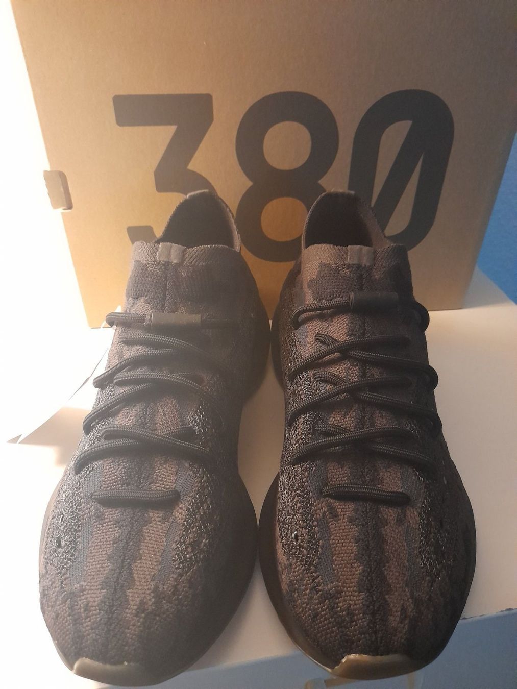 Adidas Herrenschuhe: Adidas Yeezy Boost 380 " Onyx " EU 42 – Neu und originalverpackt aus gränichen von baktus1