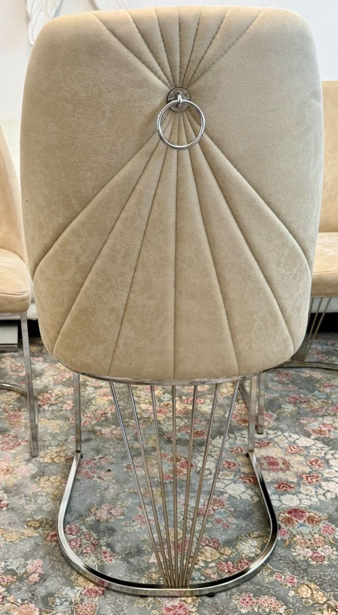 Sedie: Esstisch Stühle Beige & Silber – Usato da Therwil venduto da h96_9qrs 1