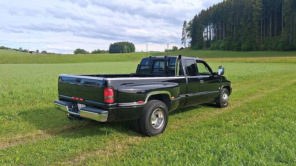 Automobili: Dodge Ram 3500 Dually Pickup Truck – Usato da Speicherschwendi venduto da rumrunner01 1