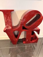 LOVE sculpture 