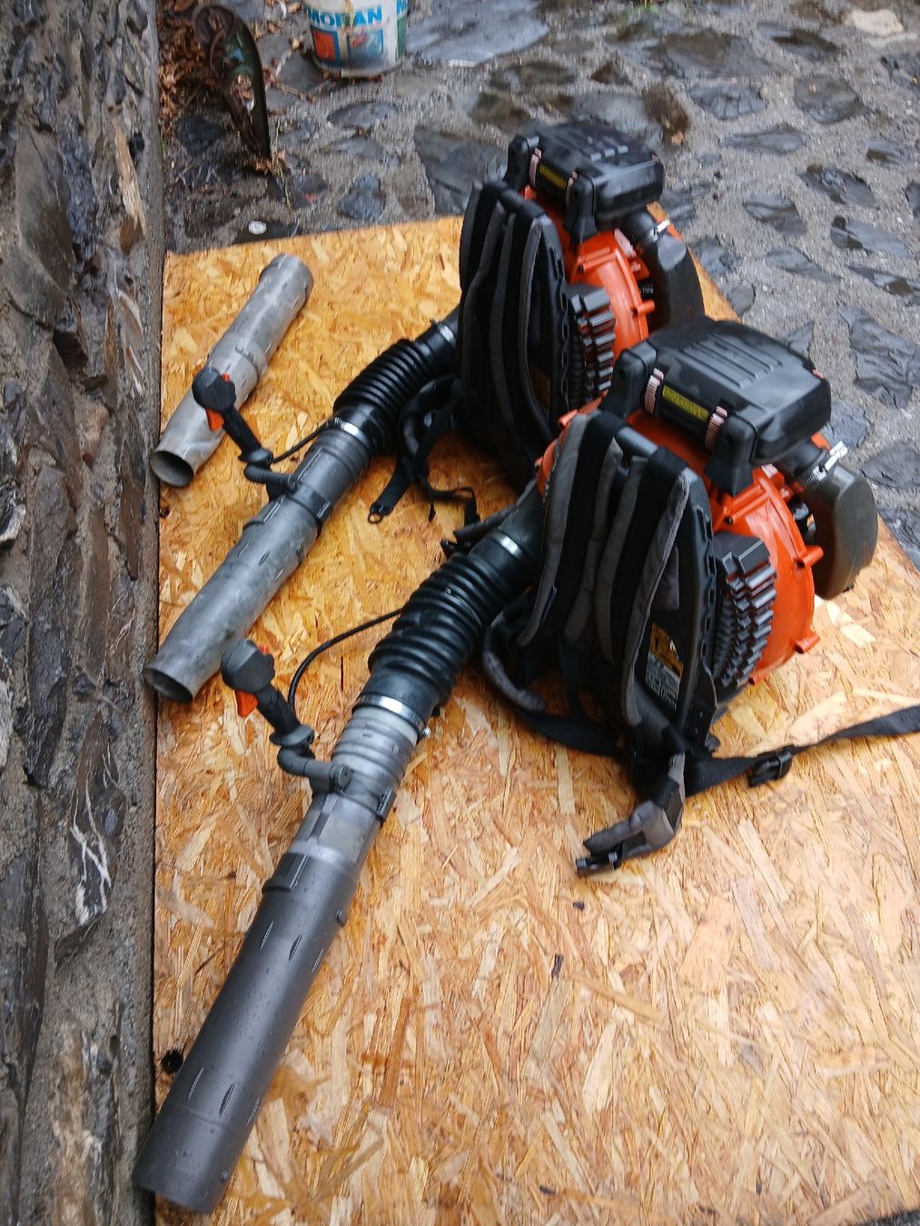 Husqvarna Laubbläser & Laubsauger: 2X Laubbläser Husqvarna 580 – Gebraucht aus Seewis-Schmitten von positiv220780 1