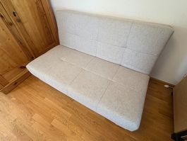 Bettsofa in hellem Grau – sehr guter Zustand