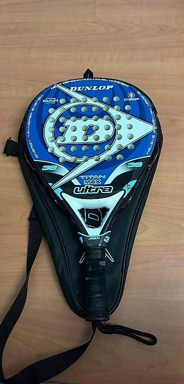 Racchette: Gebrauchter Padelschläger (mit Hülle) – Usato da Mollis venduto da luc_l5k7