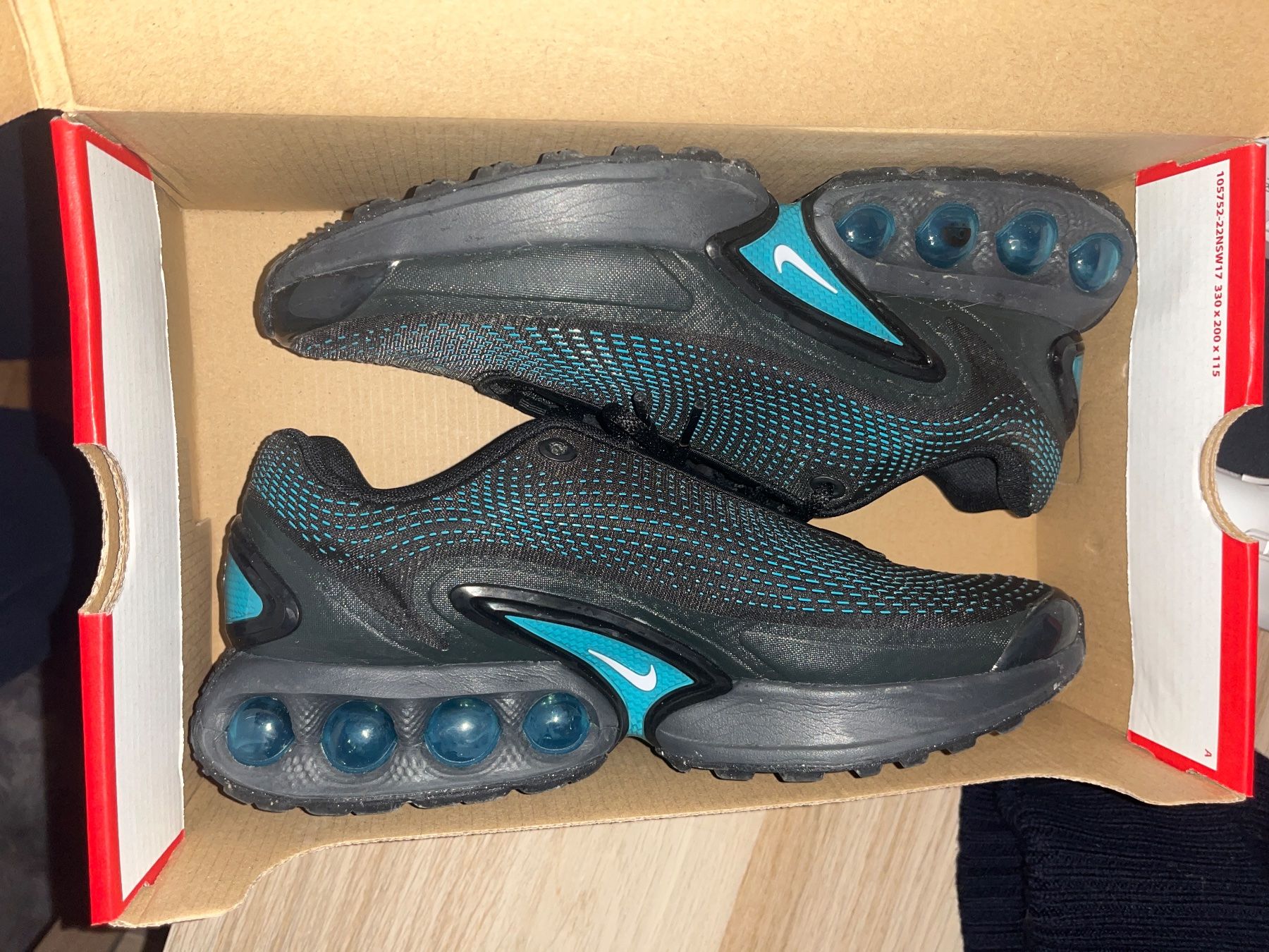 Nike Scarpe da uomo: Nike Air Max DN – Nuovo (secondo la descrizione) da Wald ZH venduto da L46