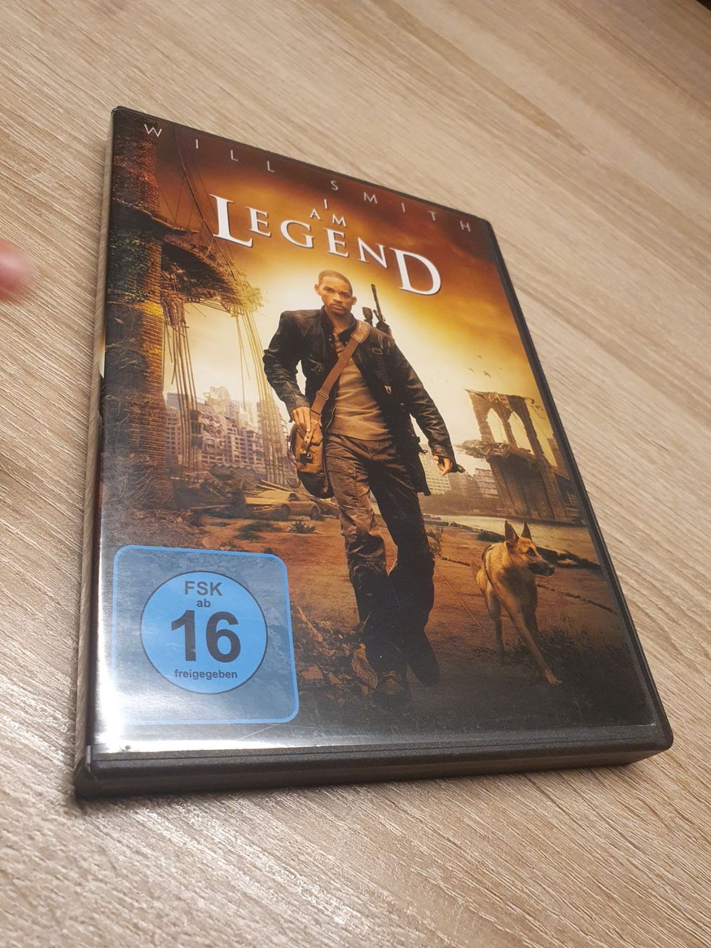 Alle DVDs: I am Legend DVD Will Smith 16 – Gebraucht aus Zürich von Alibaba1234