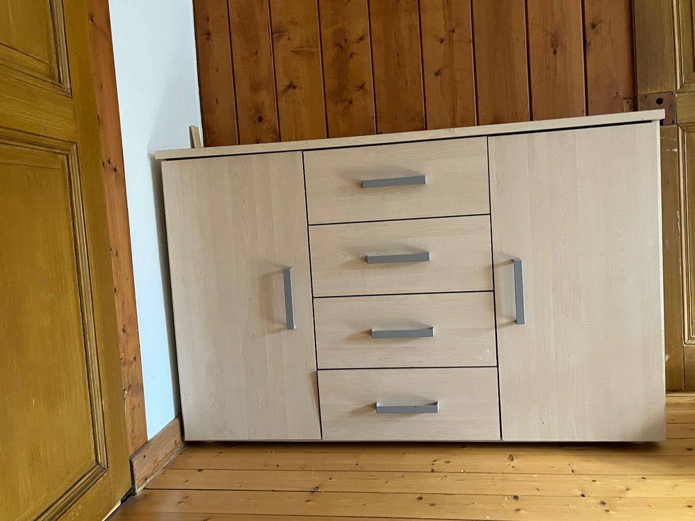 Schrank zum verschenken Kaufen auf Ricardo