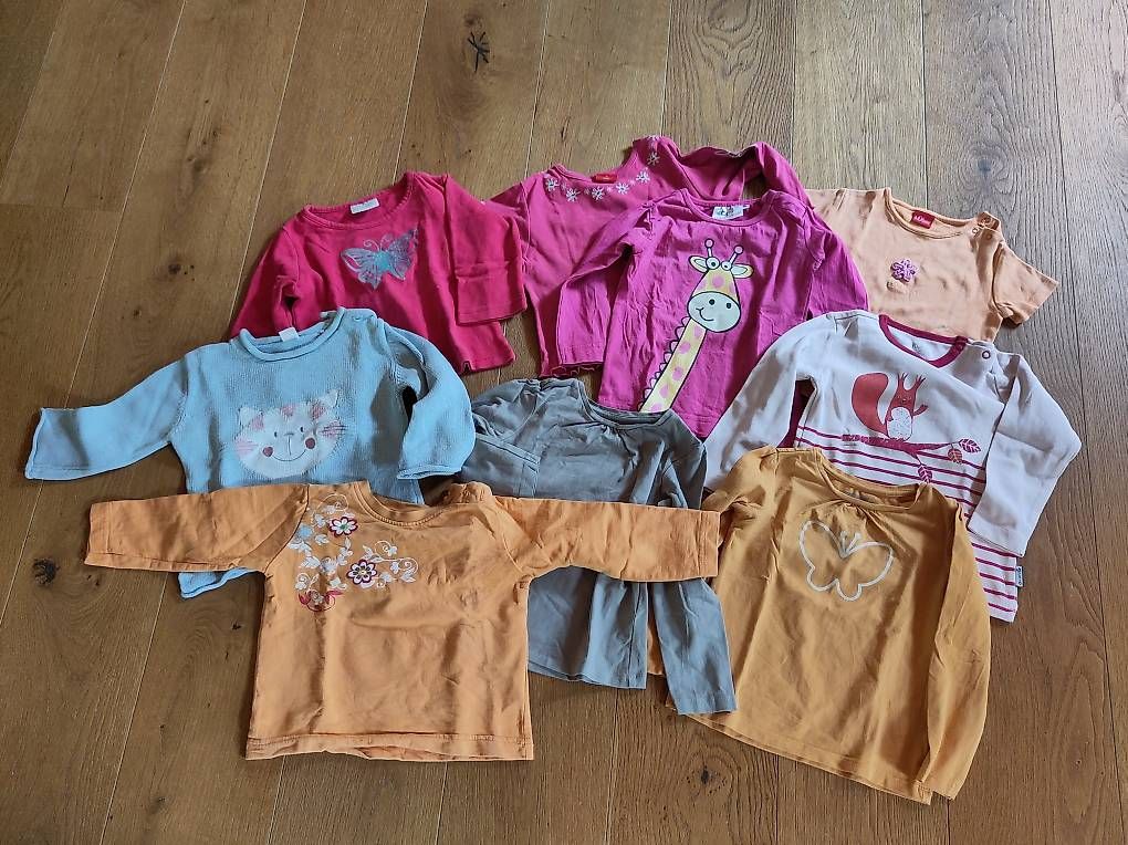 Lotti & Set di vestiti: Kleiderpaket Grösse 80 – Usato da Igis venduto da Ricema 3