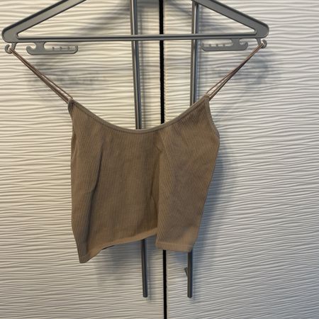 Top ZARA beige taille M-L bon état