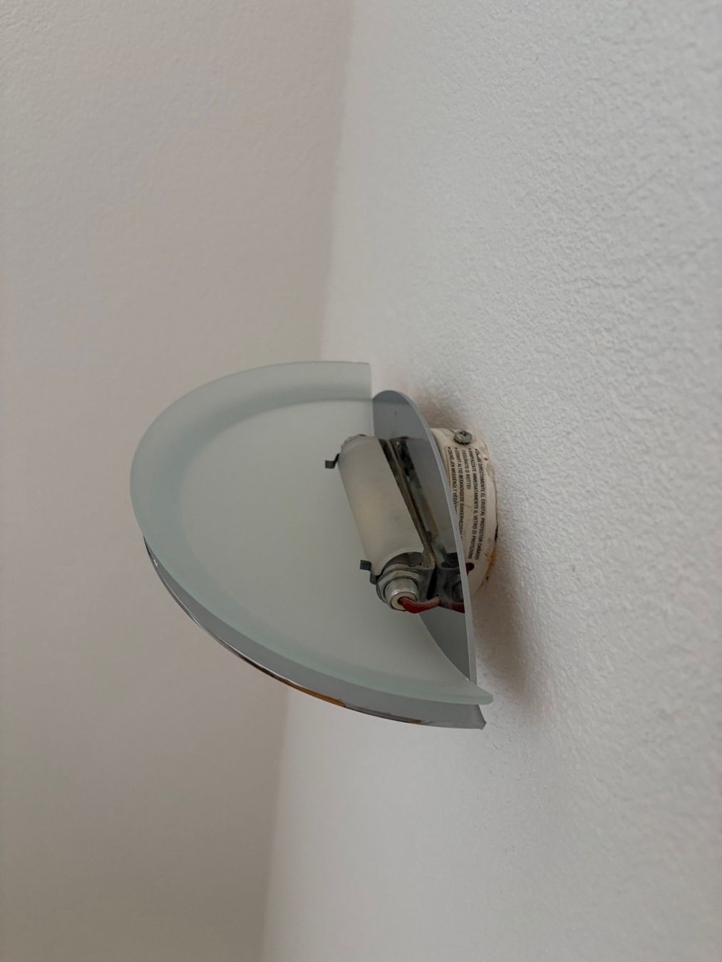 Lampade: 2 Wandleuchten Chrom/Glas Lampe – Usato da Rüti ZH venduto da Succes4 5