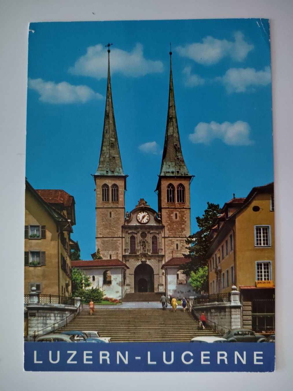 Cartoline postali: Luzern alte AK Hofkirche,  Oldtimer – Usato da Ohmstal venduto da Lebensfreude05