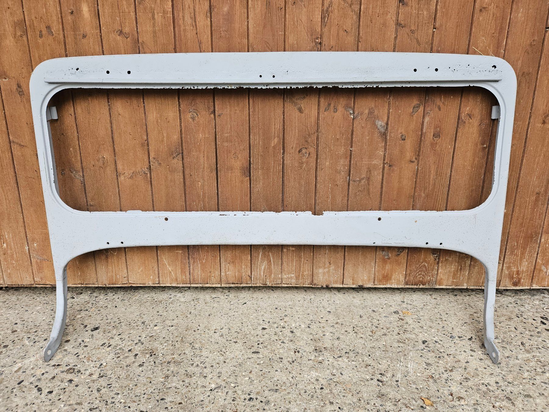 Jeep Tutti pezzi di ricambio auto: Pare-brise jeep Willys CJ-3B – Usato da Giez venduto da Flashden