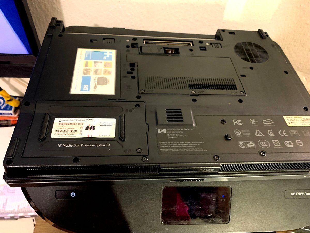 Hewlett Packard Portables: HP COMPAQ nx9420 – Défectueux à Emmen par newdeal1970 5