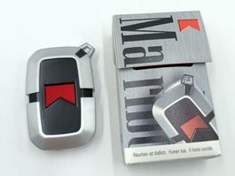 Briquet promotionnel style Zippo Marlboro