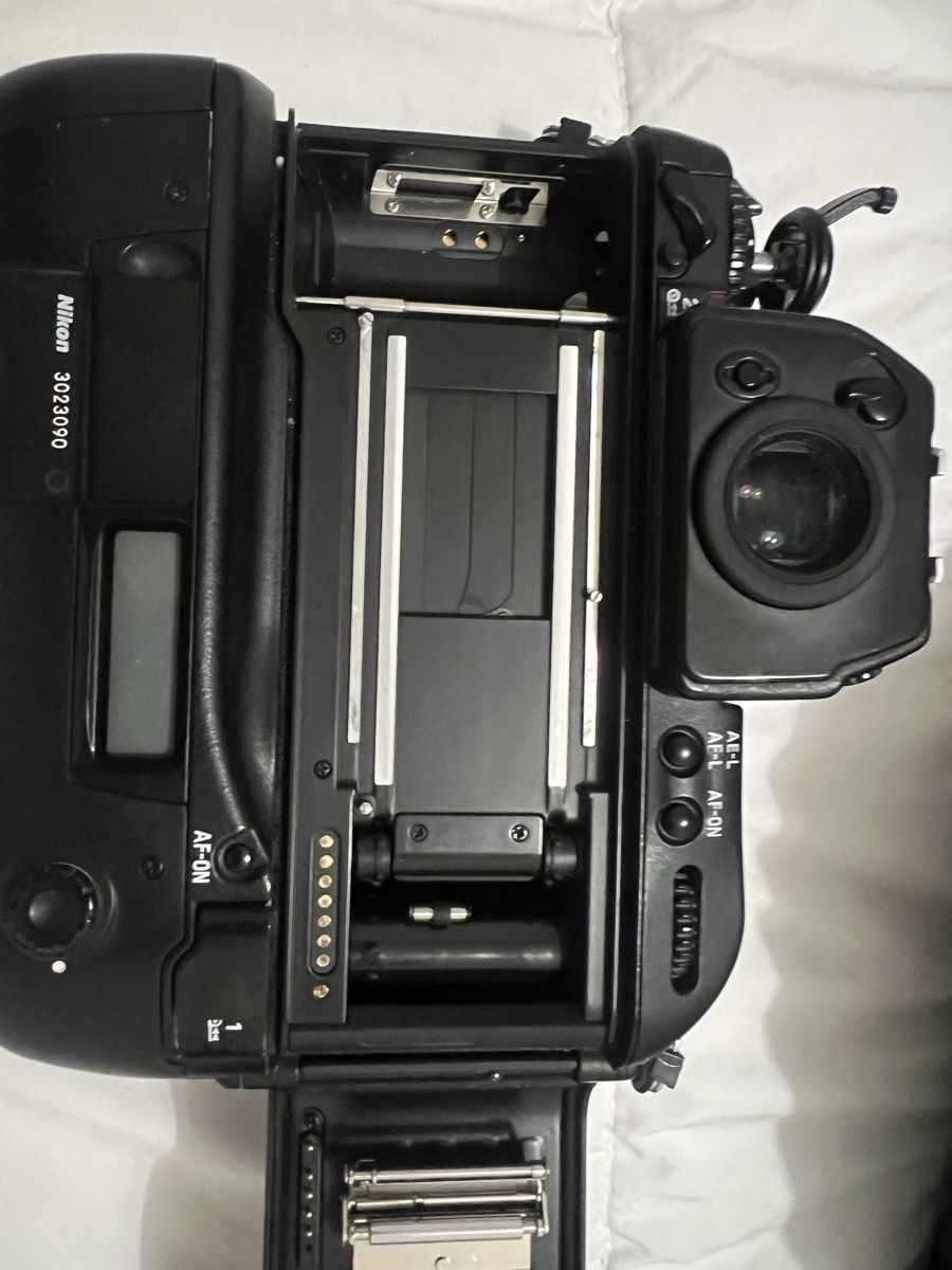 Nikon Fotocamera: Nikon F5 – Usato da Zürich venduto da jao_2bx7 5