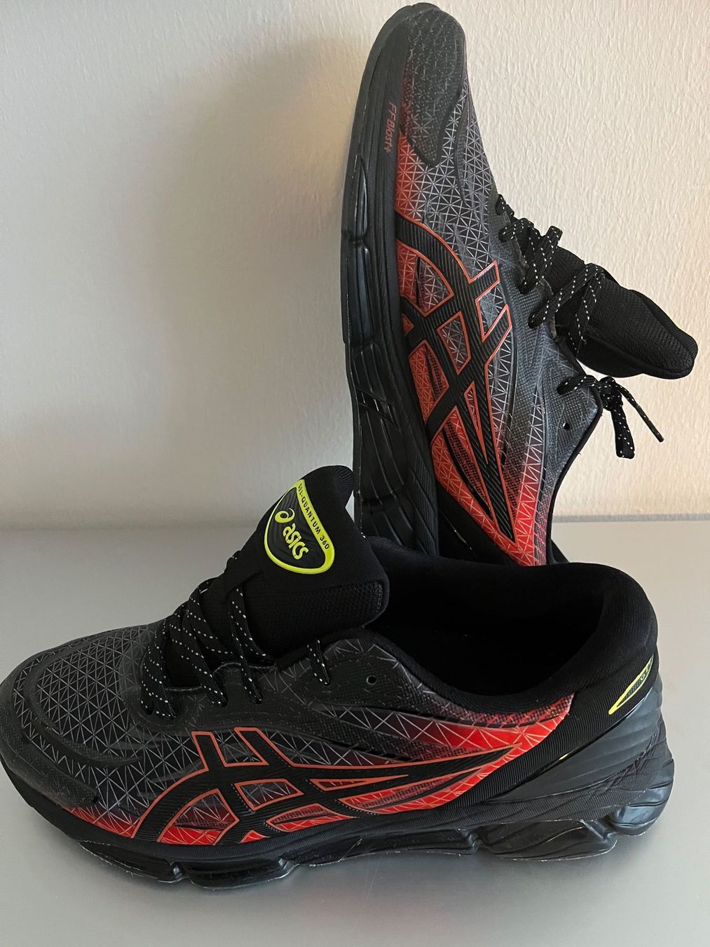 Asics Herrenschuhe: Asics Sneaker – Gebraucht aus St. Gallen von Nickat