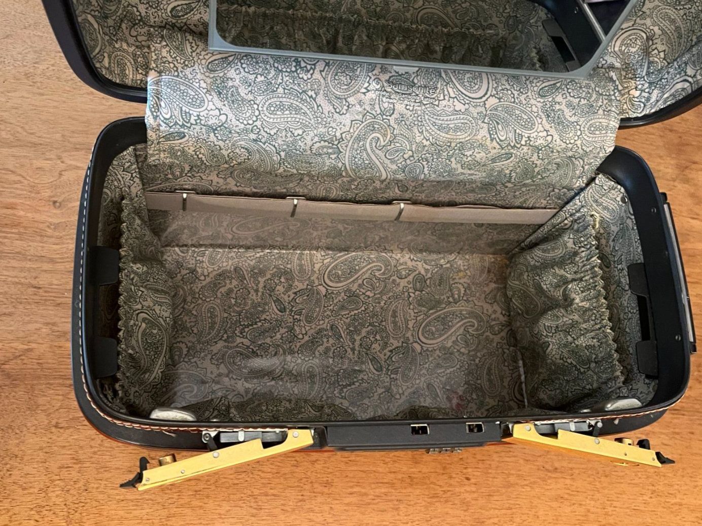 Samsonite Valises de voyage: Samsonite Beauty Case / Kosmetikkoffer – D'occasion à Zürich par sop_5b8y 1
