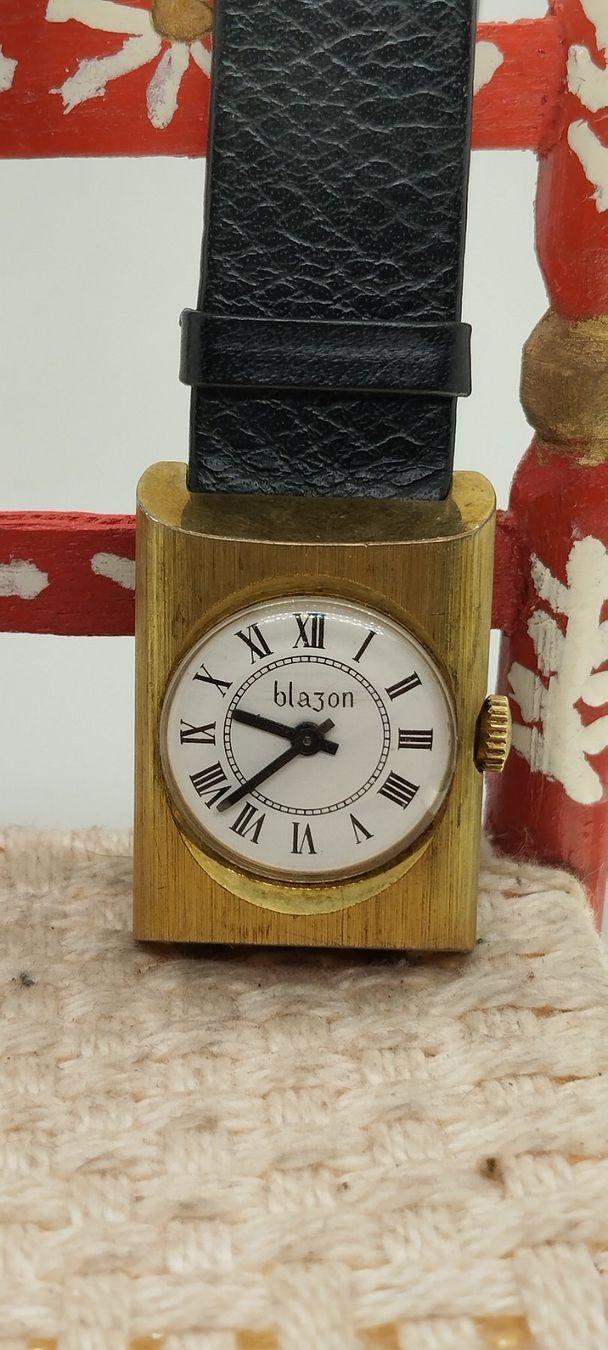 Orologi: Montre blazon – Usato da La Chaux-de-Fonds venduto da jac_9llg