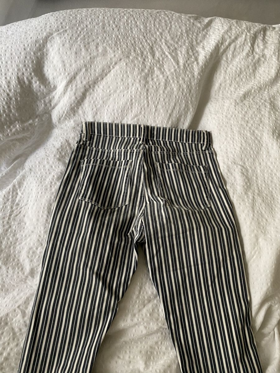 Jeans: Jeans gestreift Grösse 36 – D'occasion à Zürich par yae56 2
